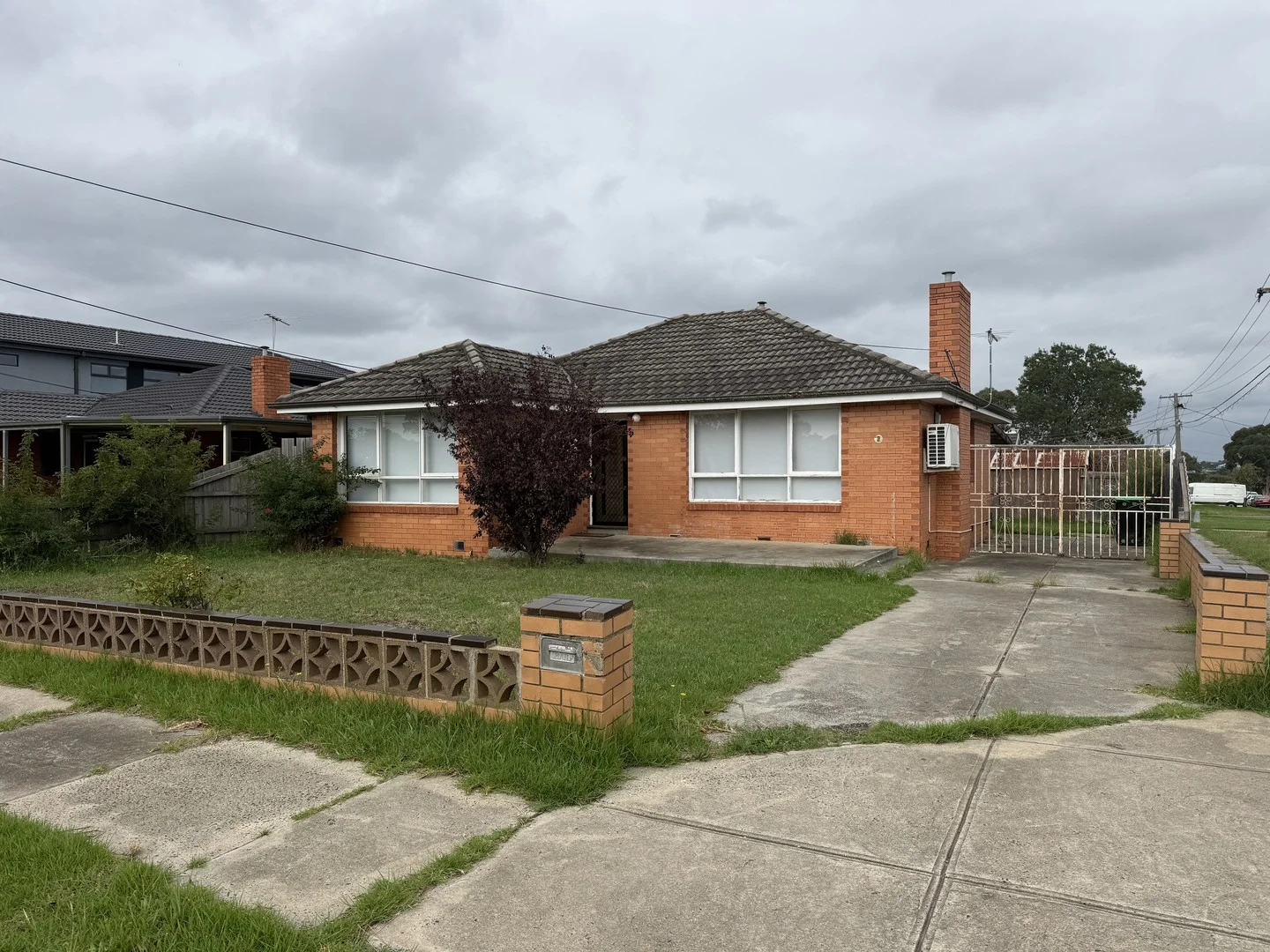 2 Langham Street (1/1)