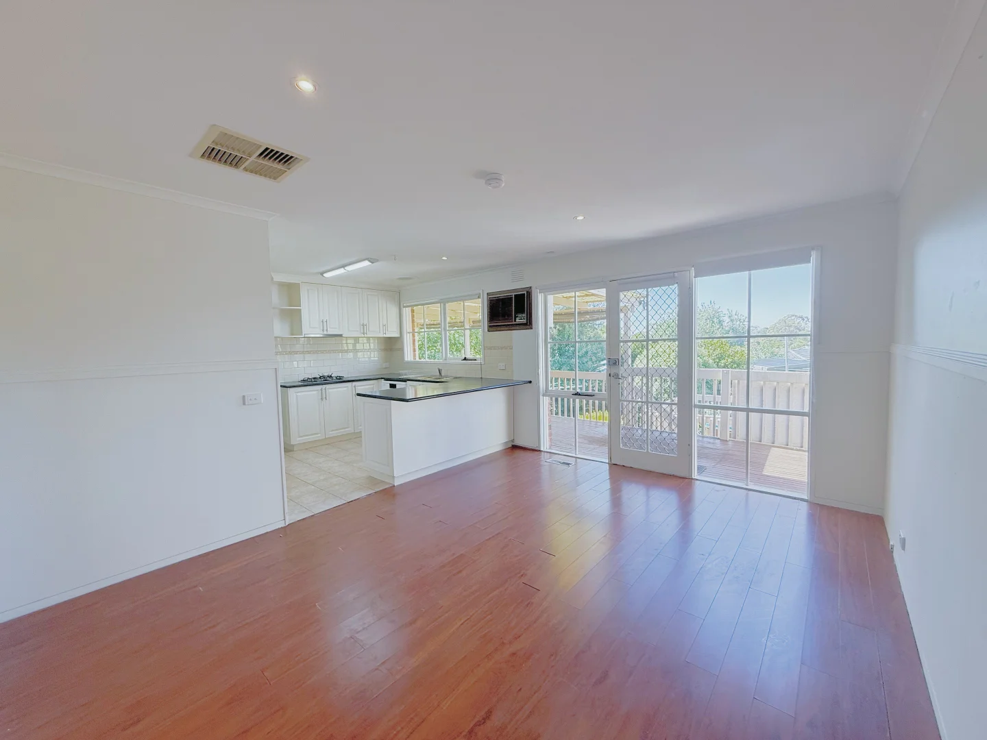 2 Lemongrove Crescent - Image 2