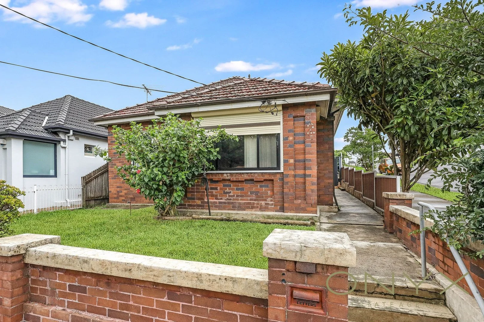 2 Lloyd Street (1/9)