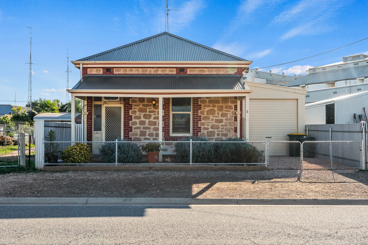 2 Mair Street - Image 2