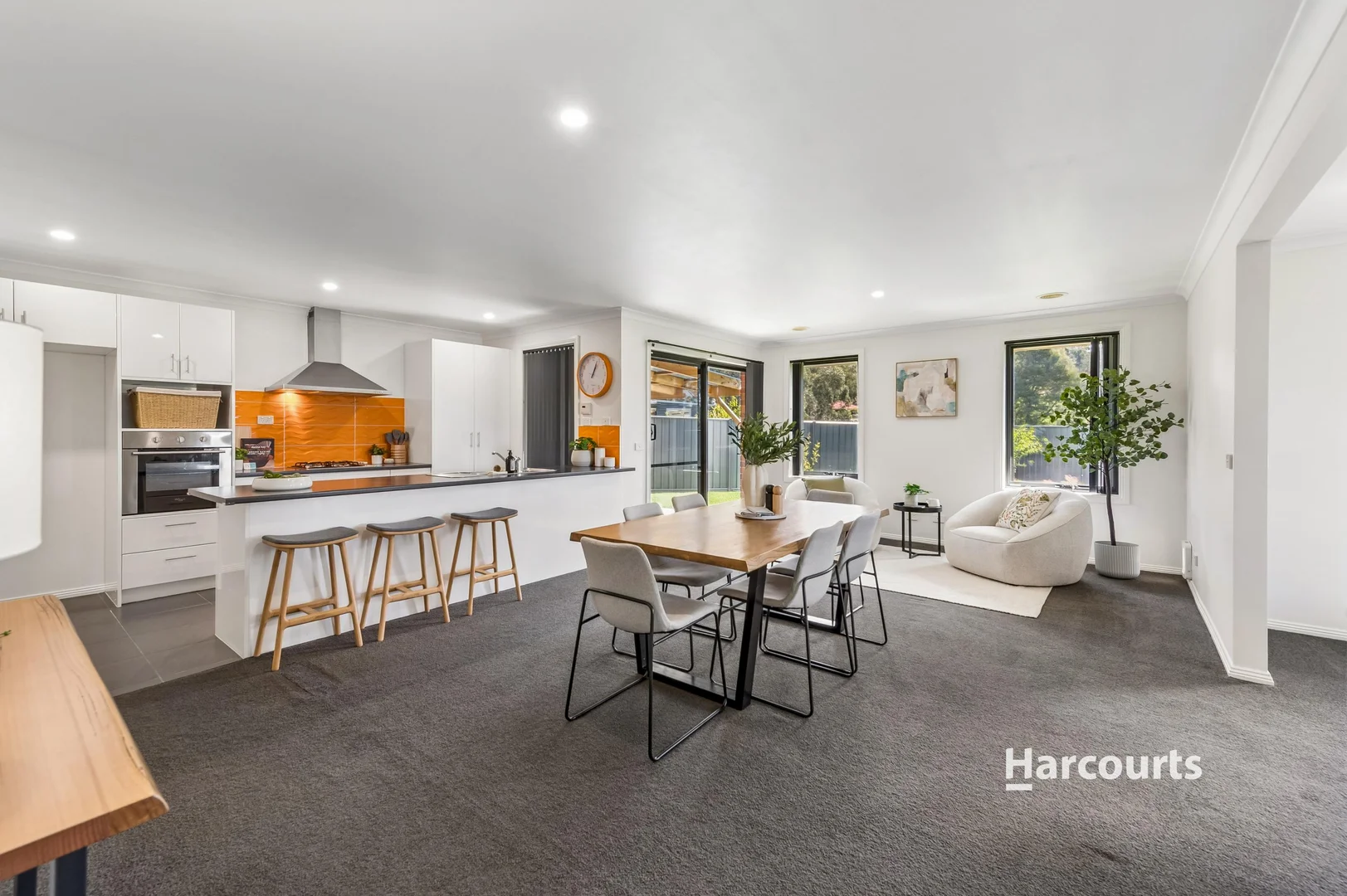 2 McArthur Drive - Image 3