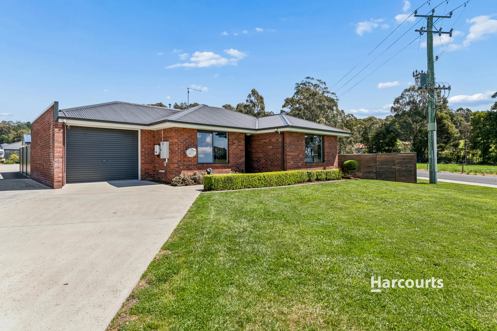 2 McArthur Drive - Image 2