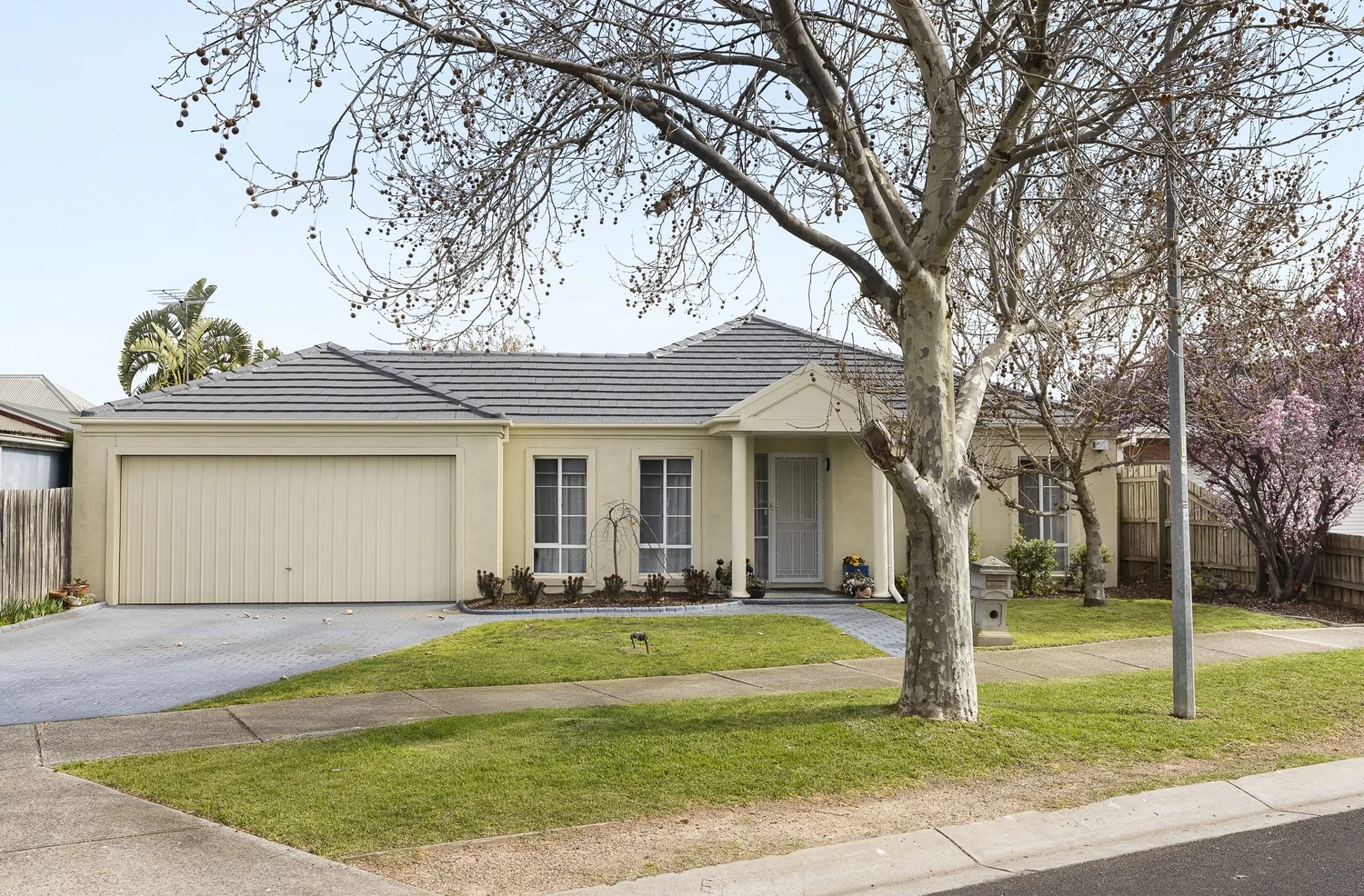 2 Oakmont Court (1/23)