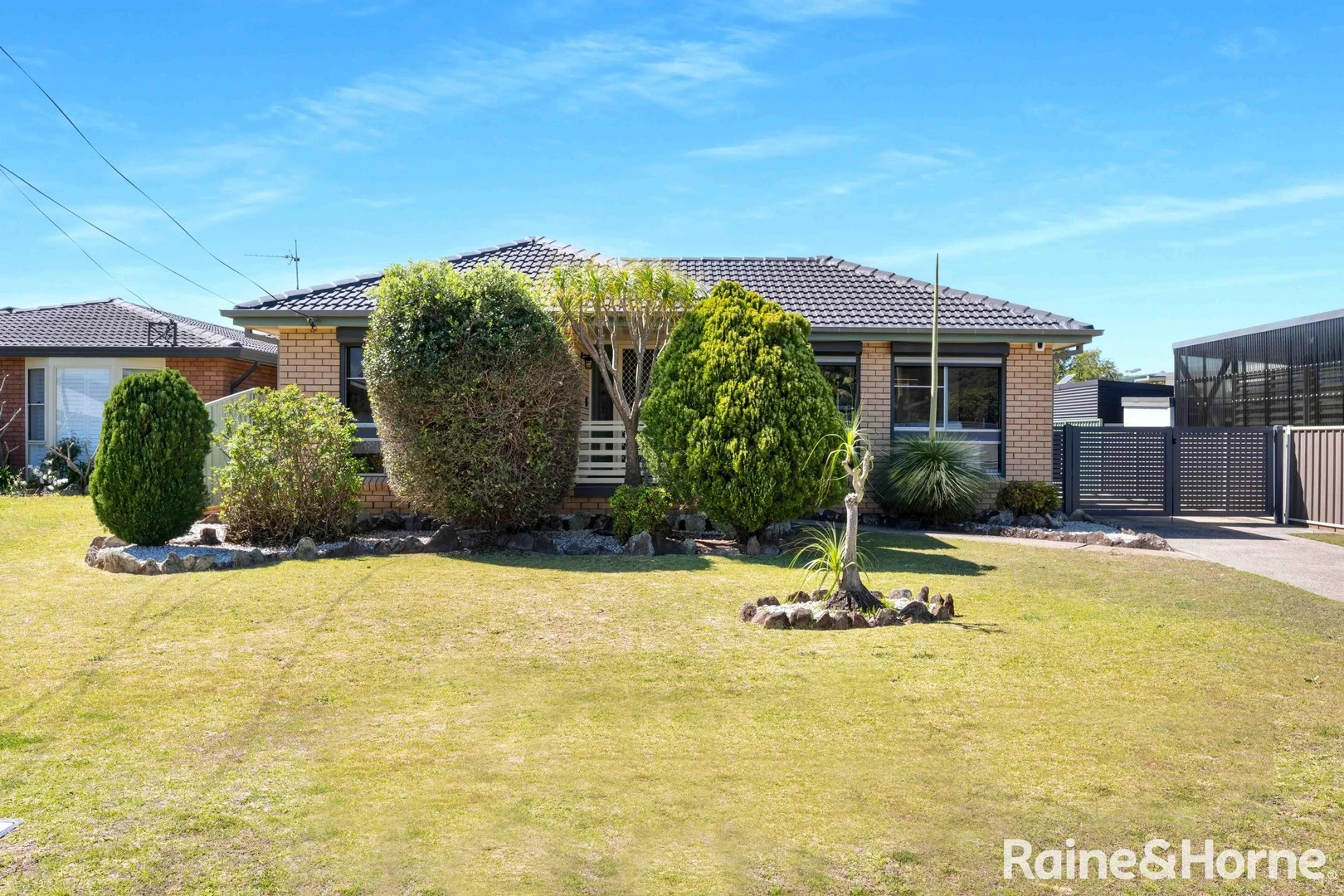 2 Oval Drive (1/1)