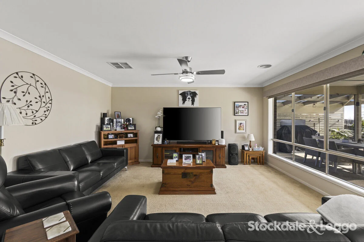 2 Parkway Place - Image 4