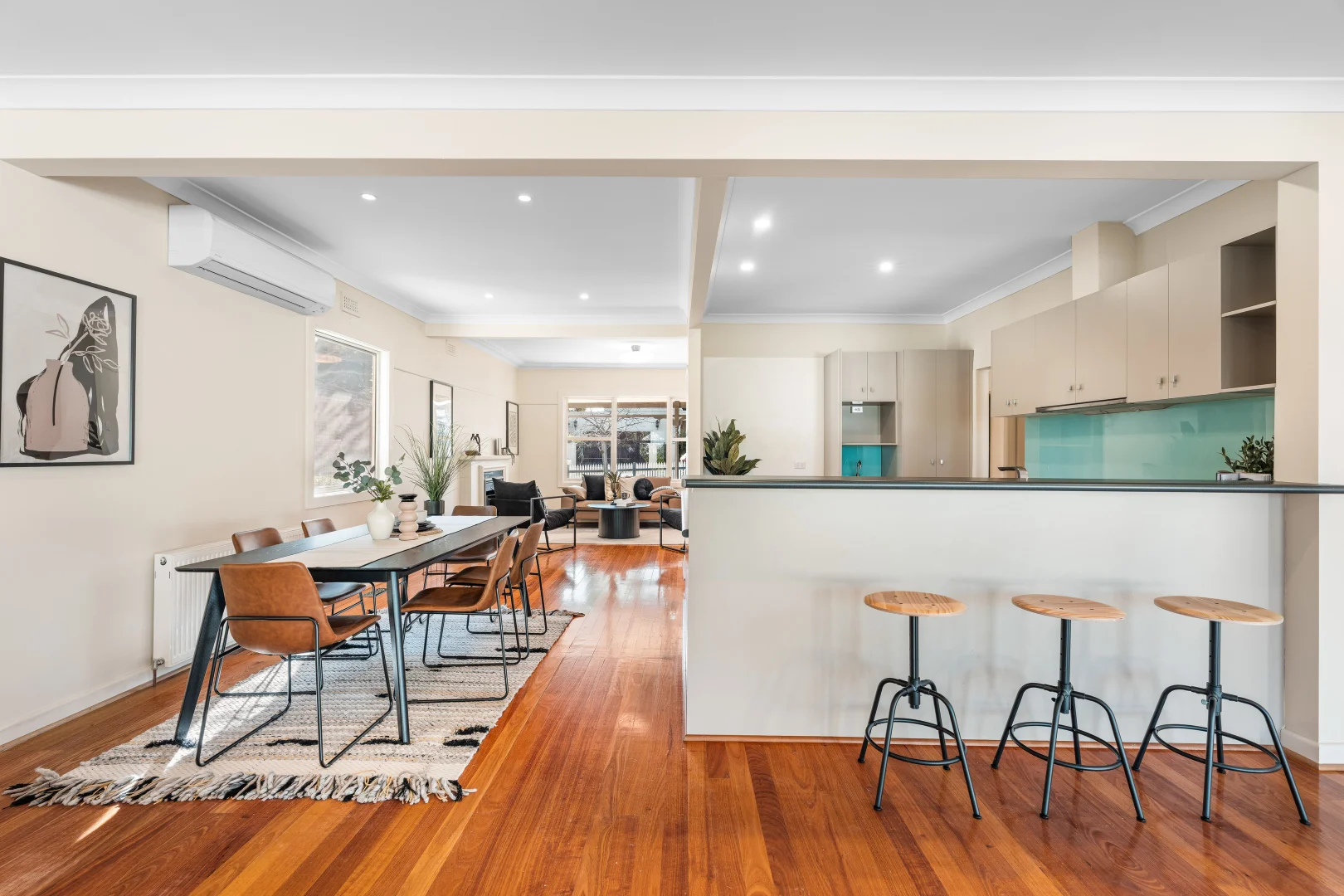 2 Sturdee Street - Image 4