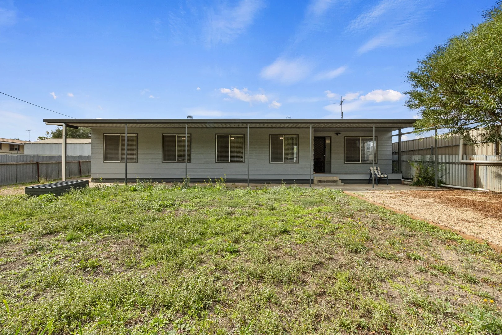 SOLD - $415,000