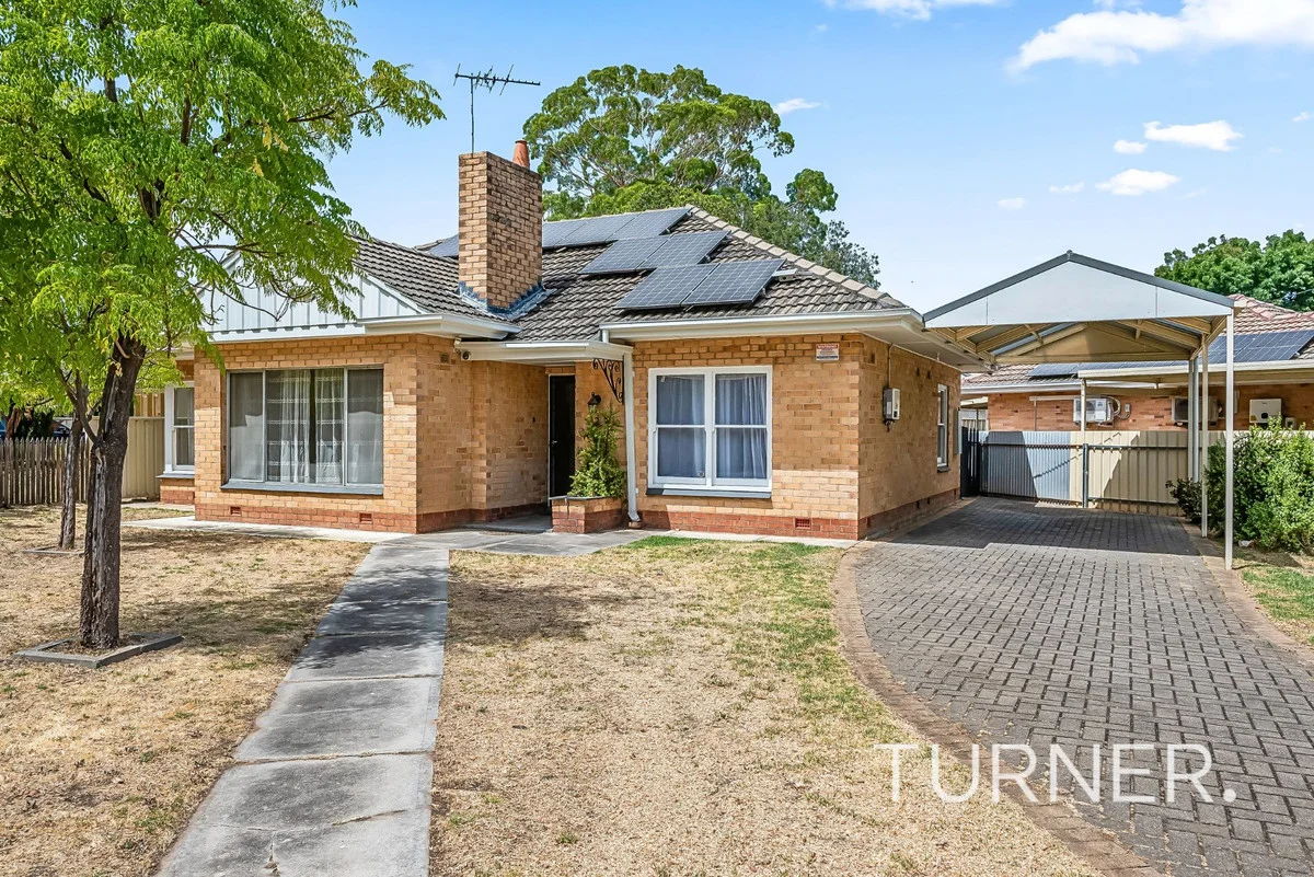 2 Whitelodge Road (1/13)