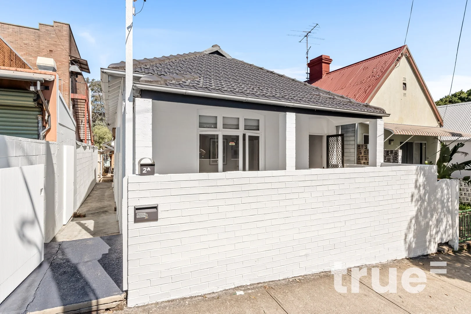2 William Street (1/15)