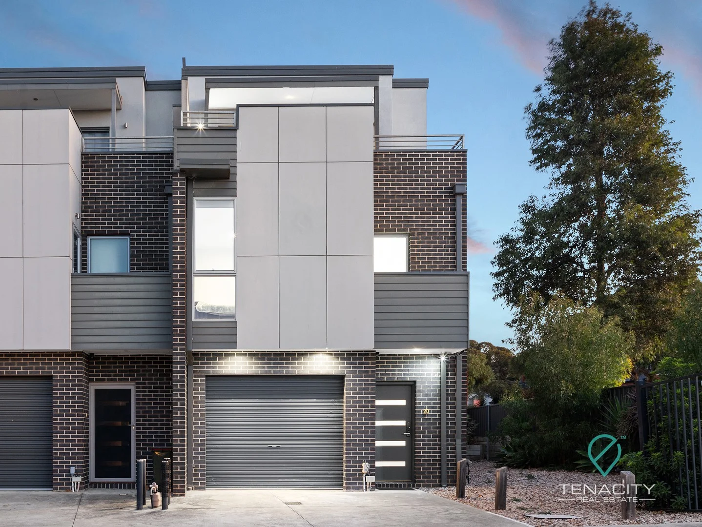 20/40 Errol Street (1/16)