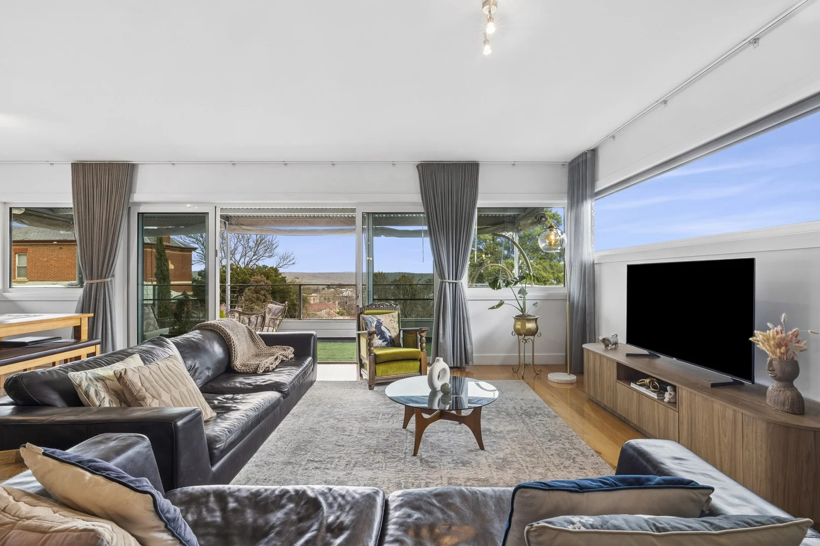 20 Camp Street - Image 4