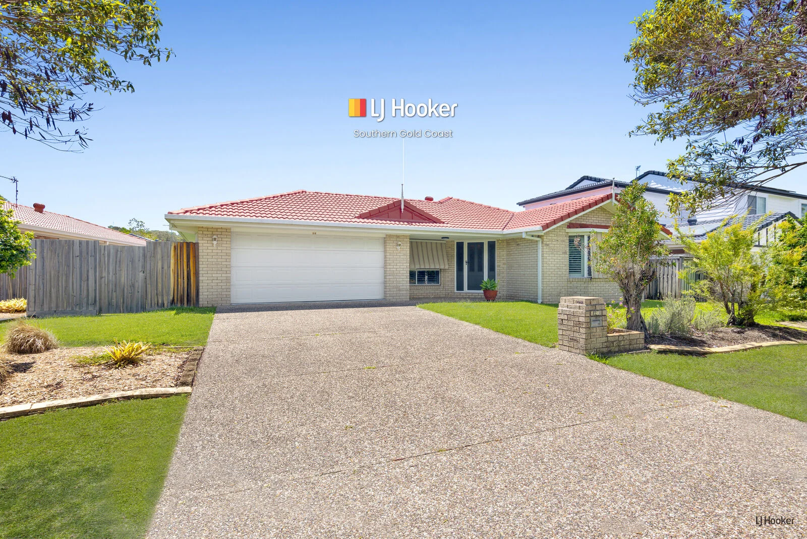 20 Casuarina Drive (1/21)