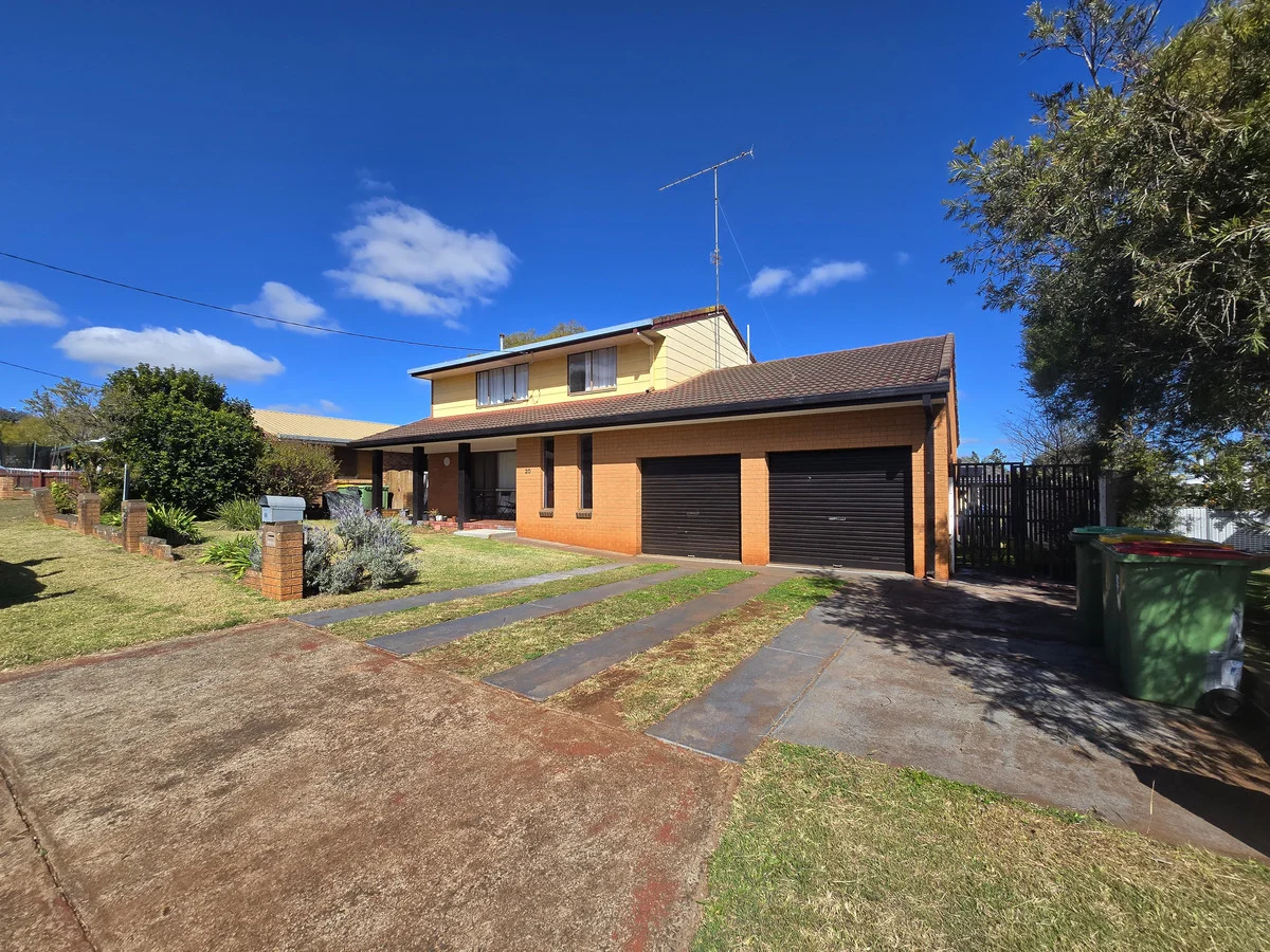 20 Muir Street (1/1)