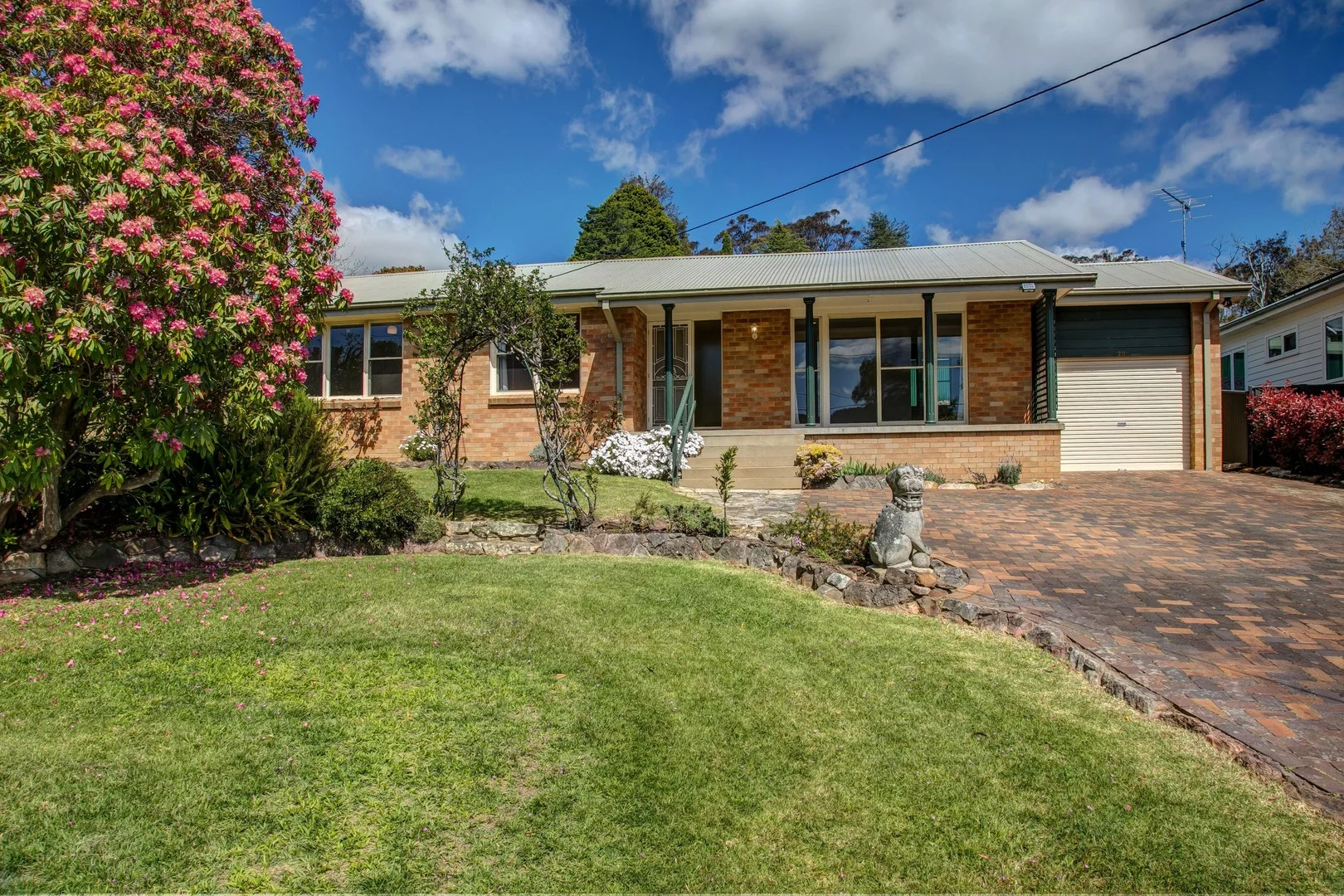 20 Tyndall St (1/1)