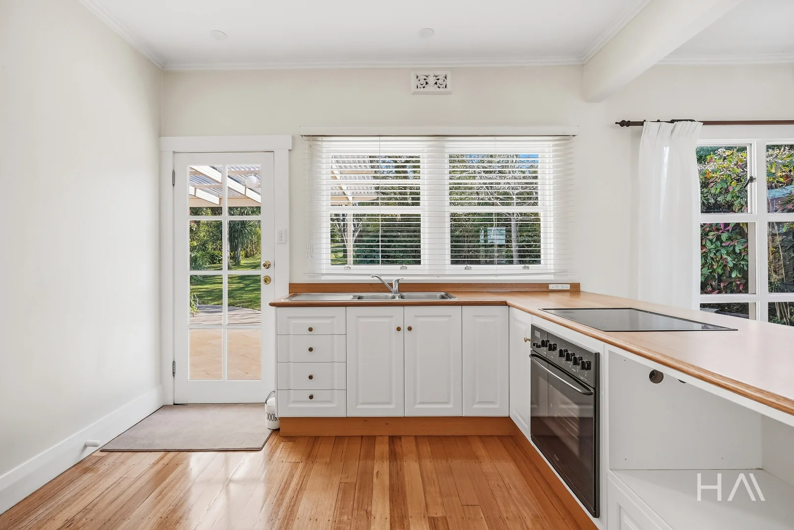 20 Veulalee Avenue - Image 4