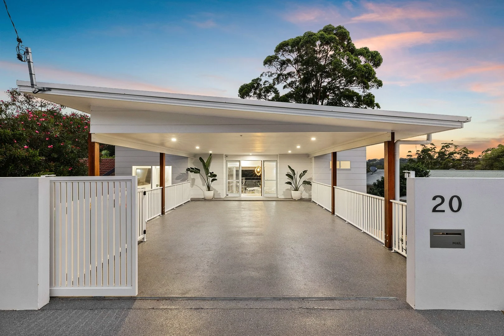20 Woodland Road (1/21)