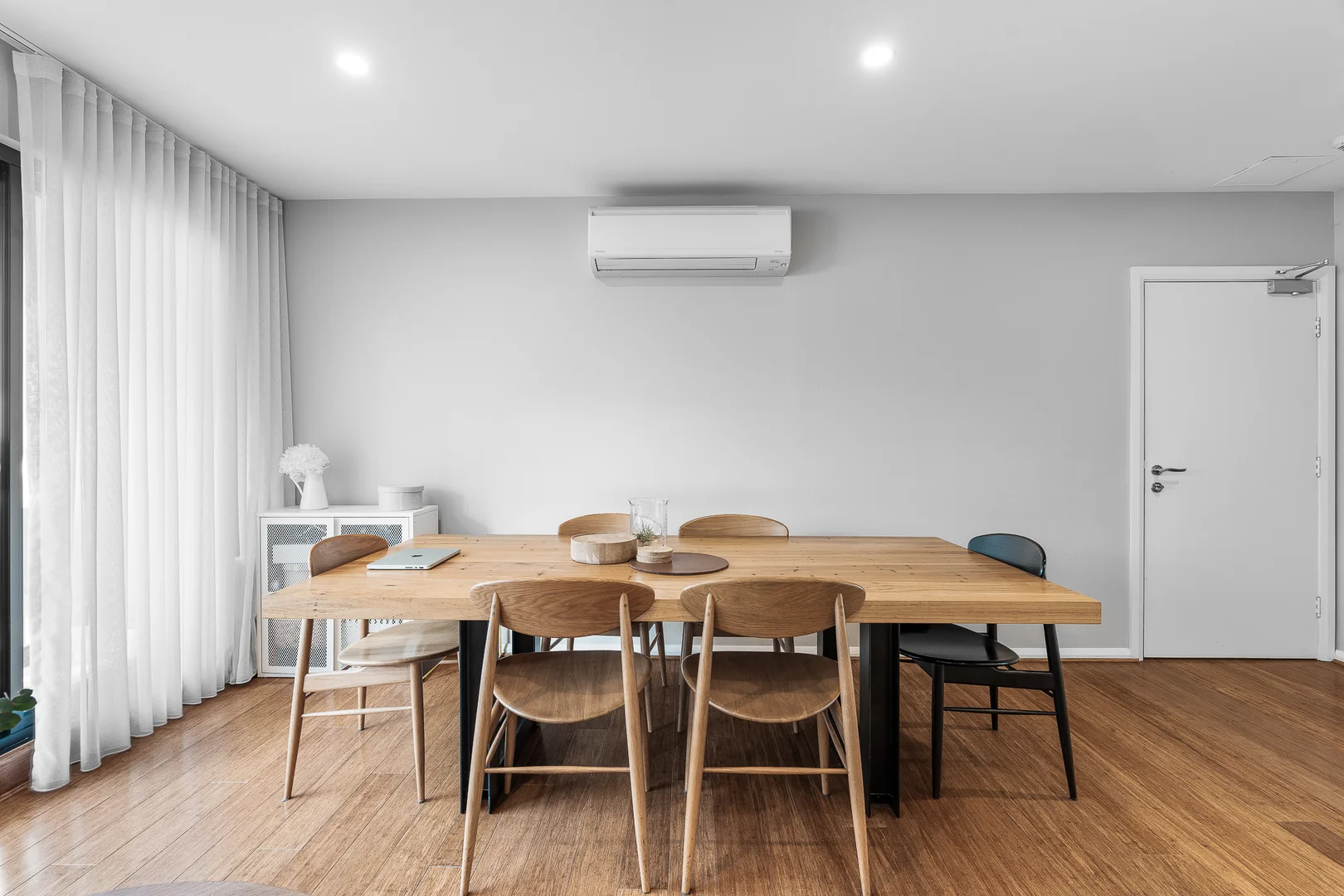 201/721 Elgar Road - Image 3