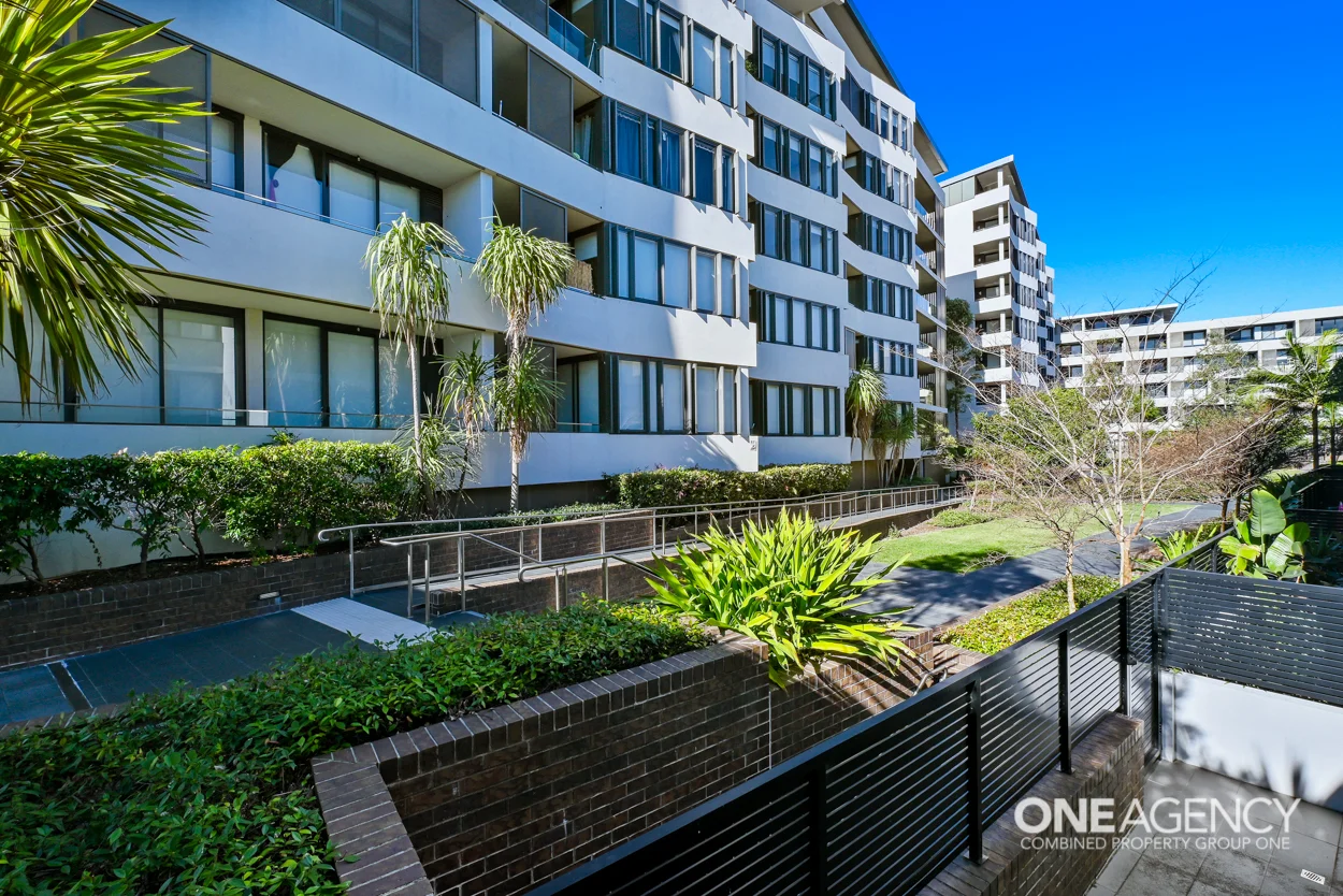202/10 Hilly Street (1/11)