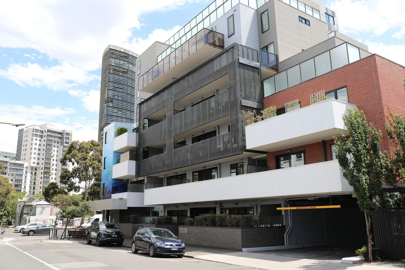 203/1A Peel Street (1/9)