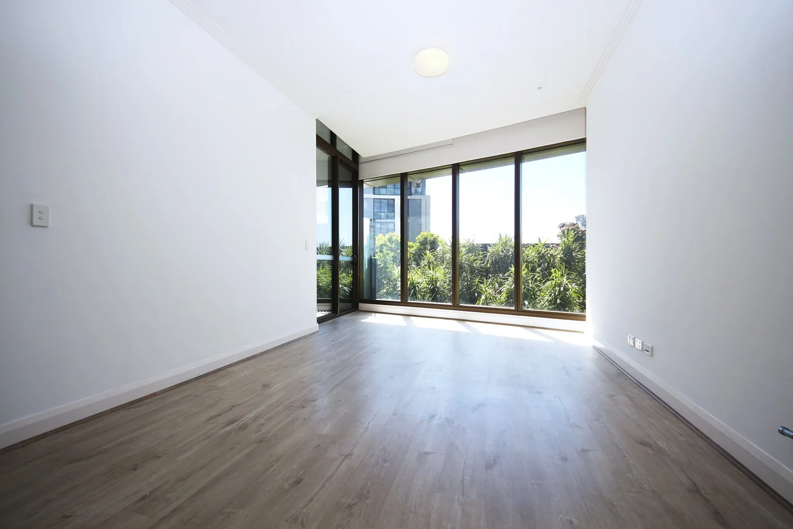 205/1 Australia Ave (1/1)