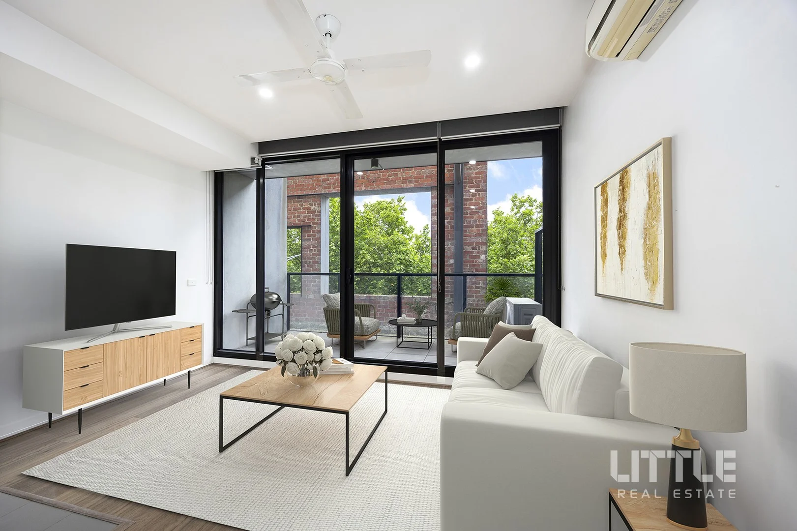 205/12 Coppin Street (1/1)