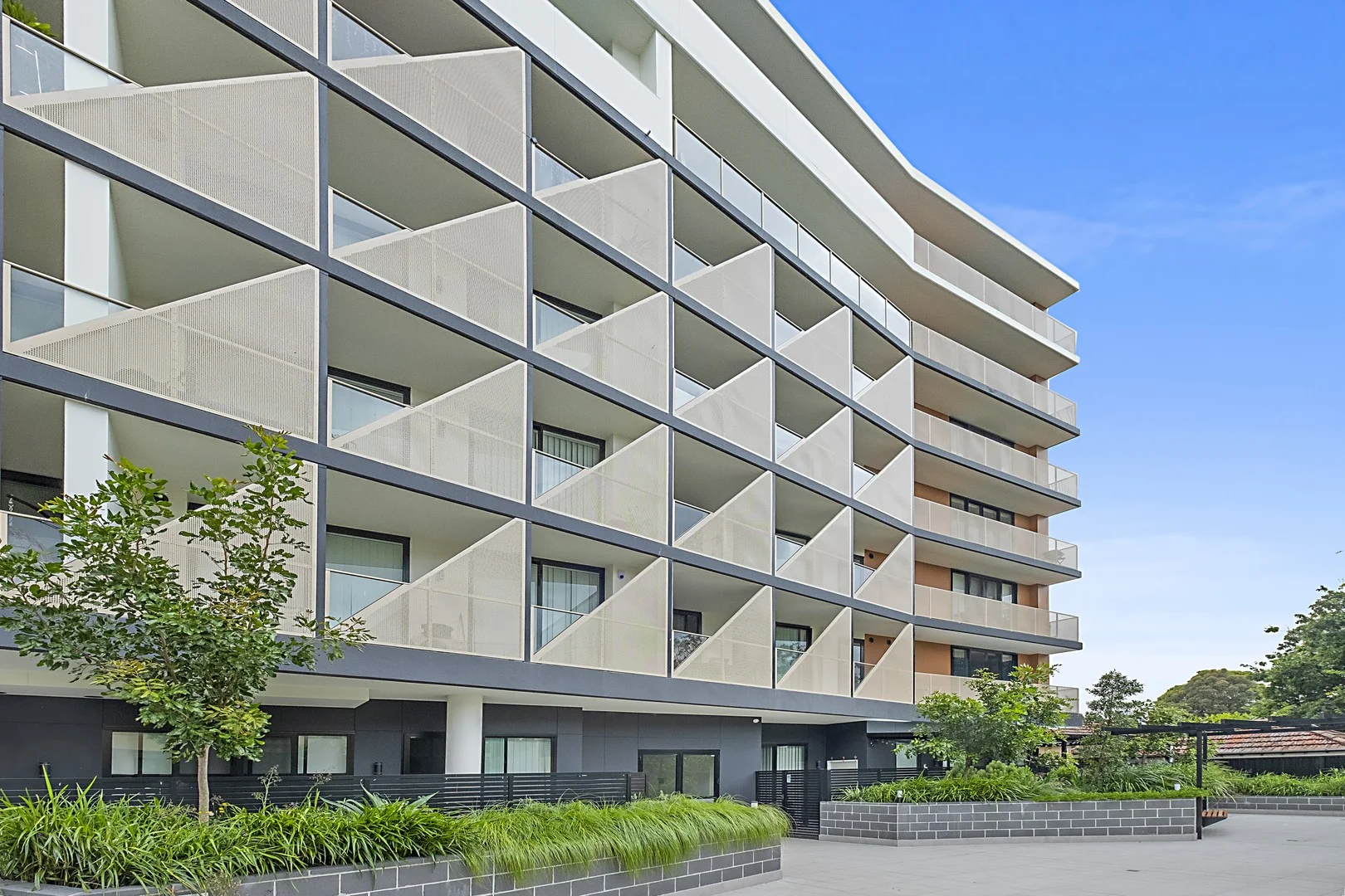 205/147 Great Western Highway (1/22)
