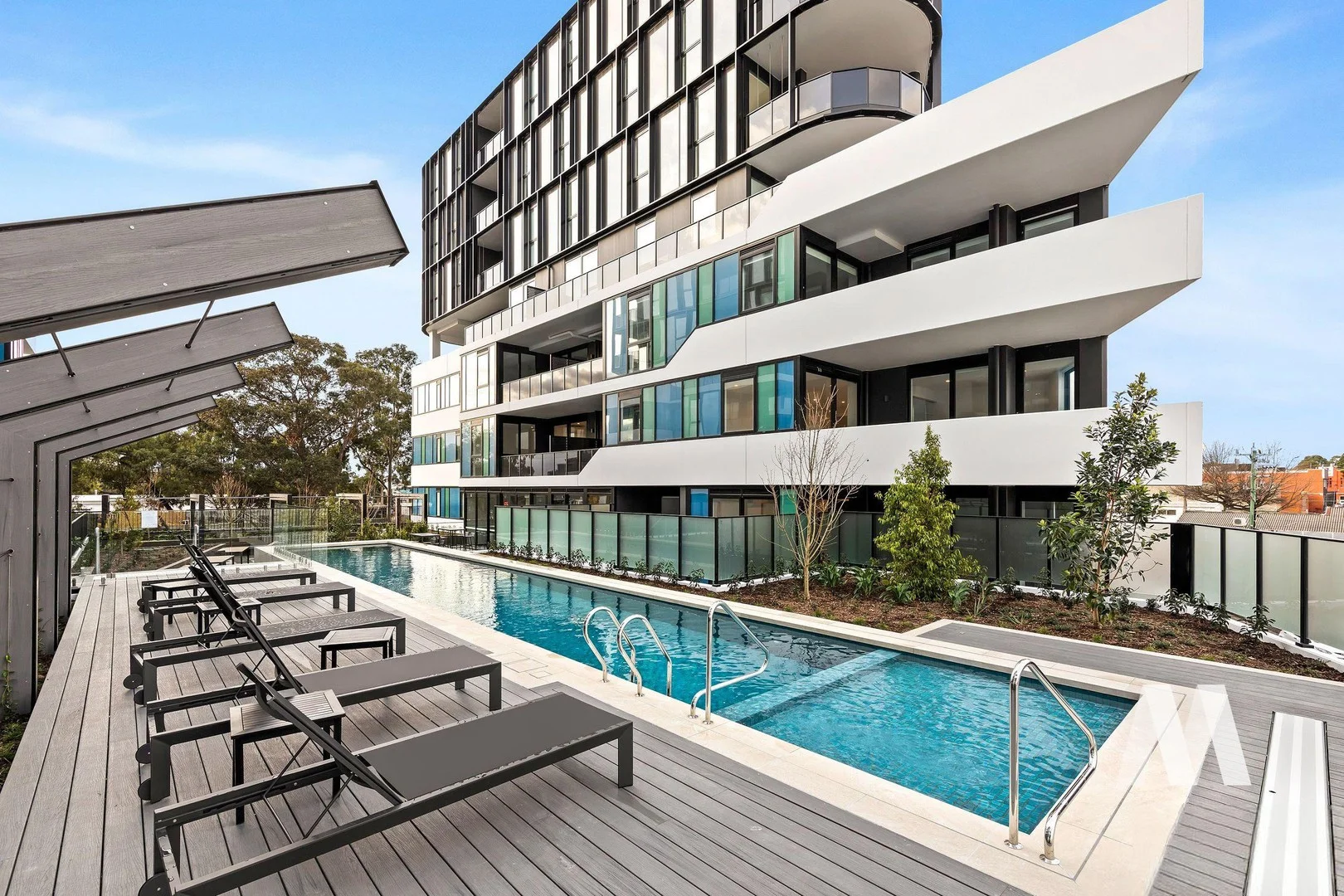 205/166 Whitehorse Road (1/16)