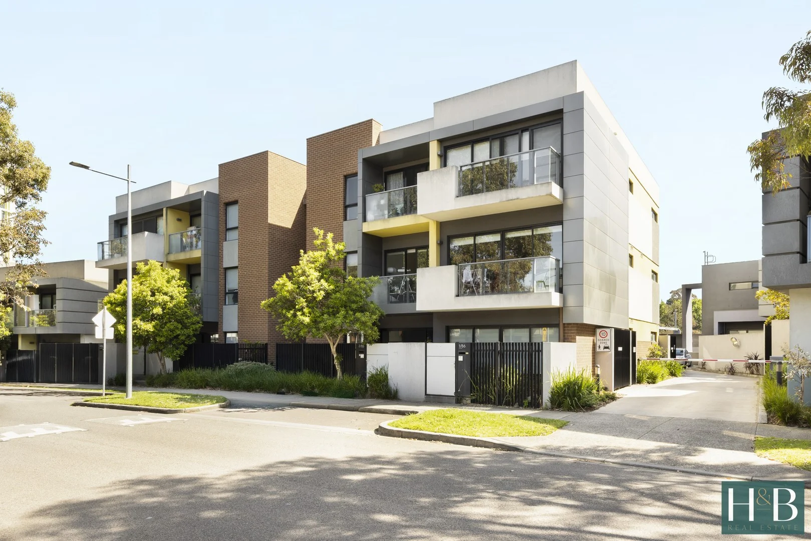 205/86 Cade Way (1/9)