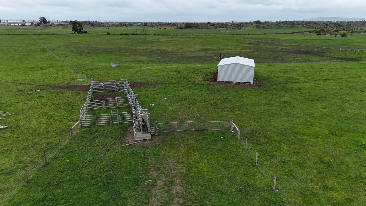 205 South Cundare Road - Image 4