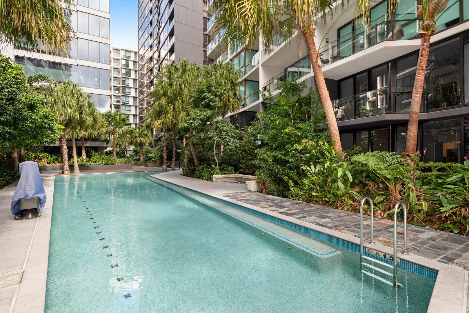 20512/1055 Ann Street (1/1)