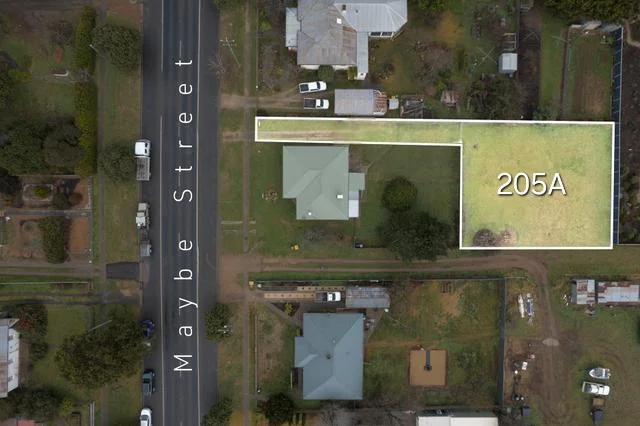 205A Maybe Street (1/5)