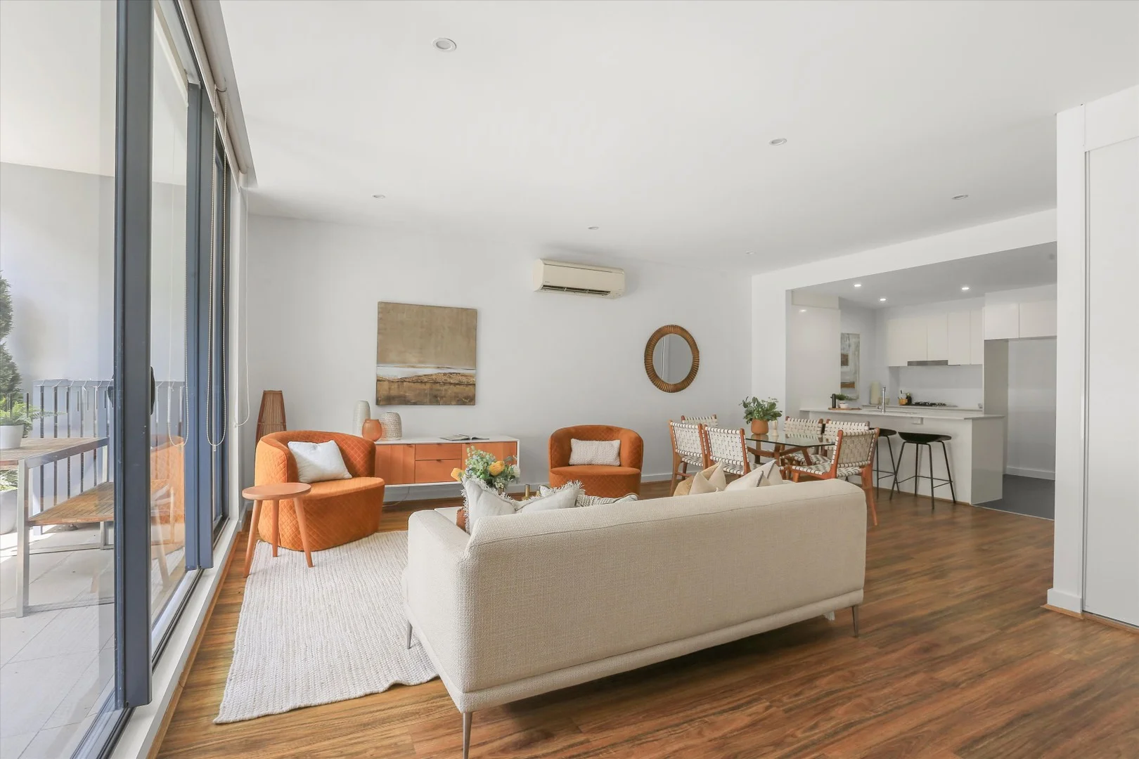 206/19-21 Wilson Street (1/27)
