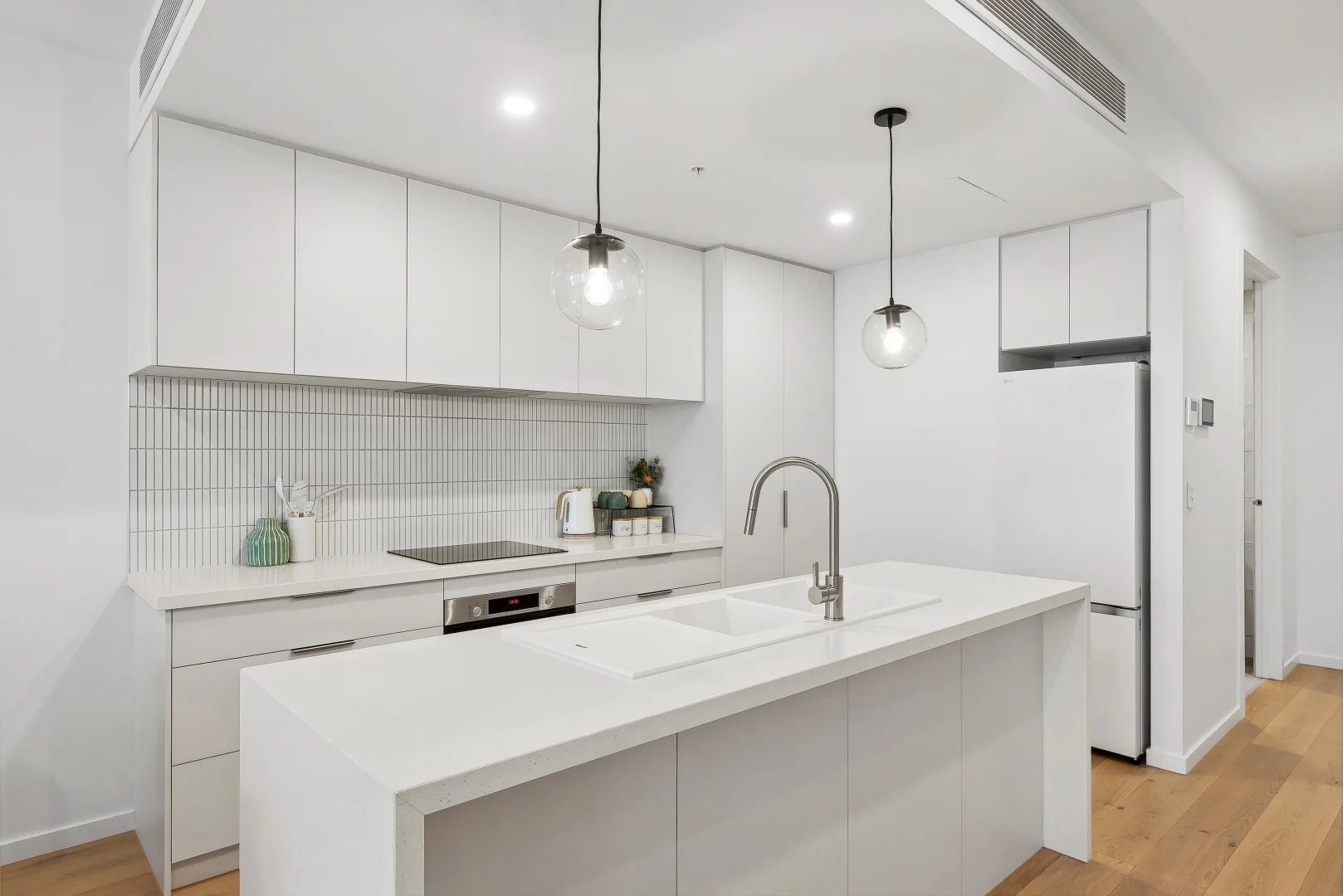 207/1-2 Bluff Road - Image 5