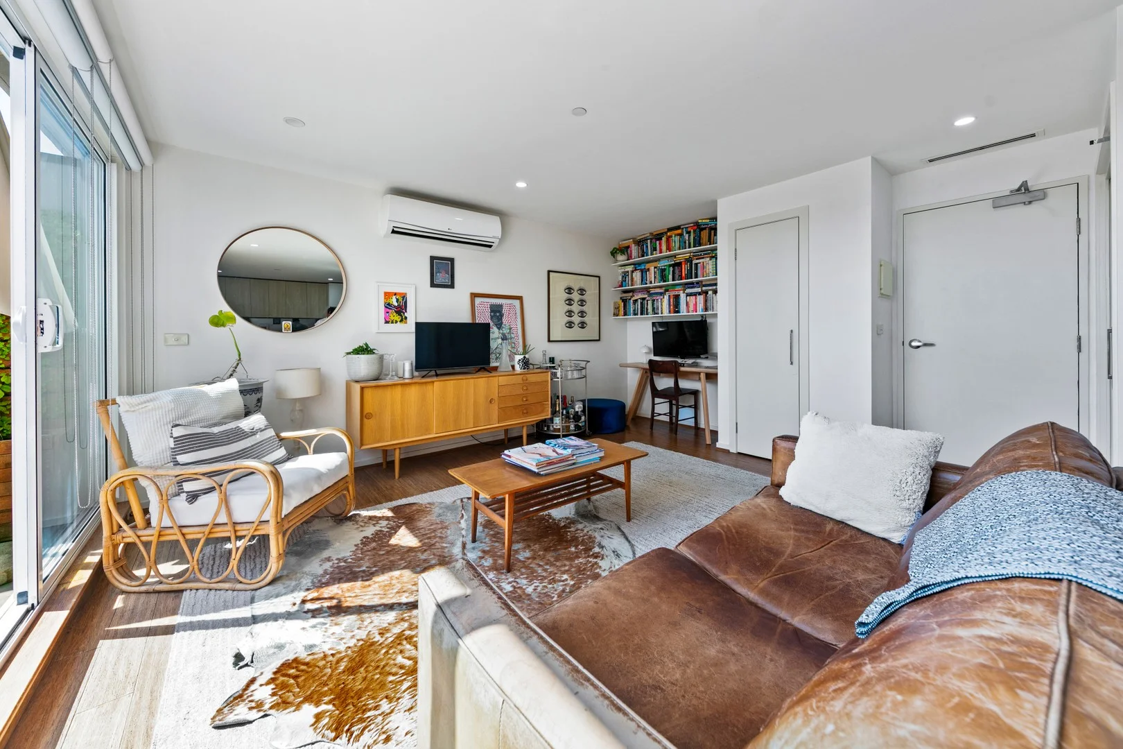 208/139-143 Noone Street (1/33)