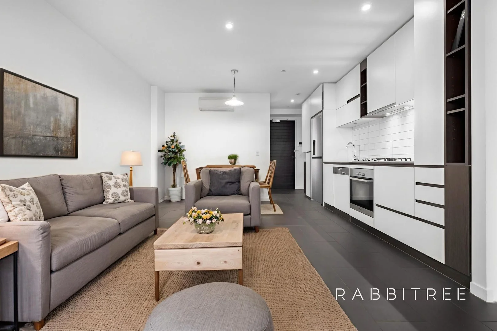 208/227 Toorak Road (1/1)