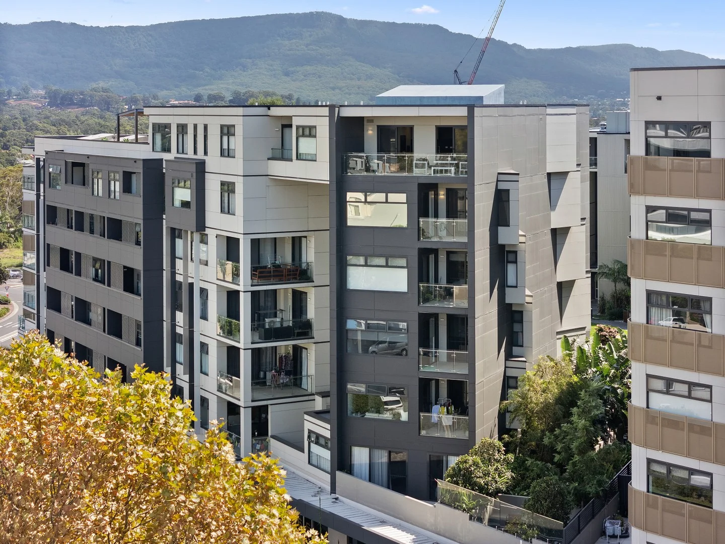 208/73 Flinders Street (1/3)