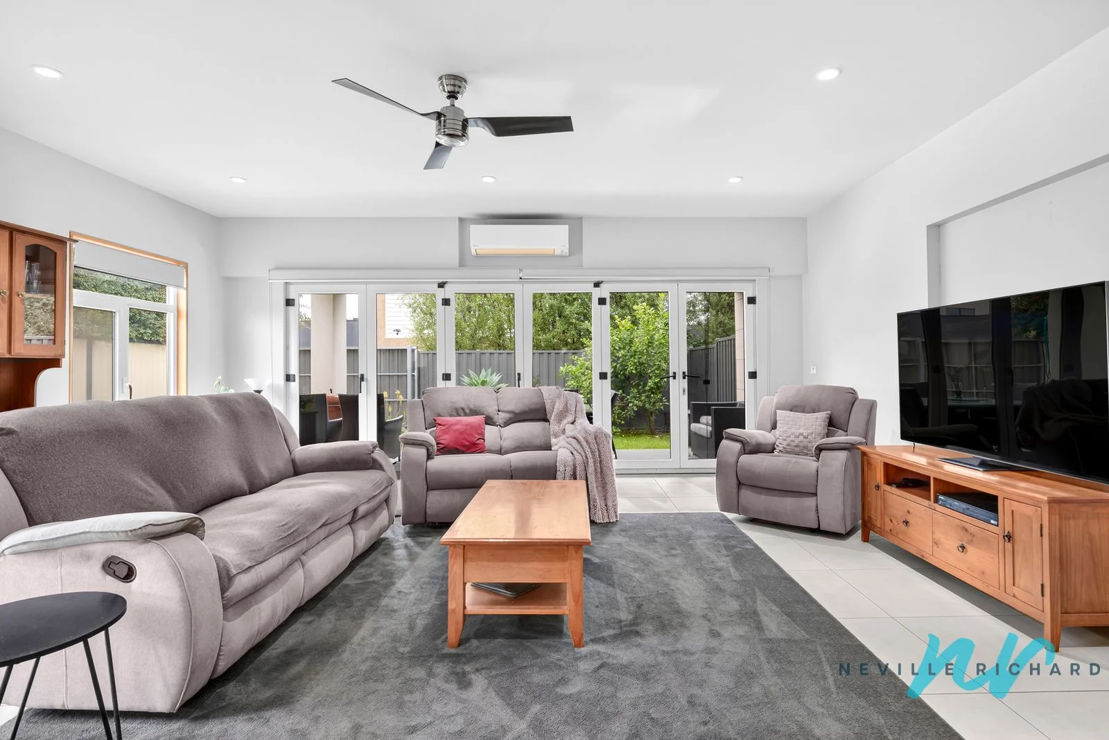 20A Gibson Grove - Image 2