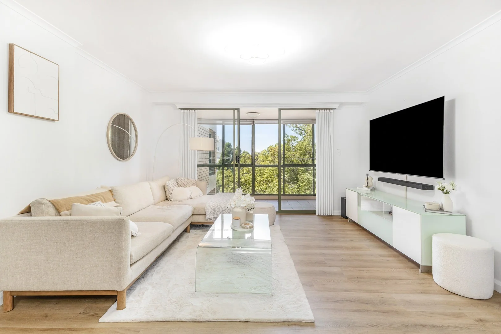 21/25-27 Kiora Road (1/10)