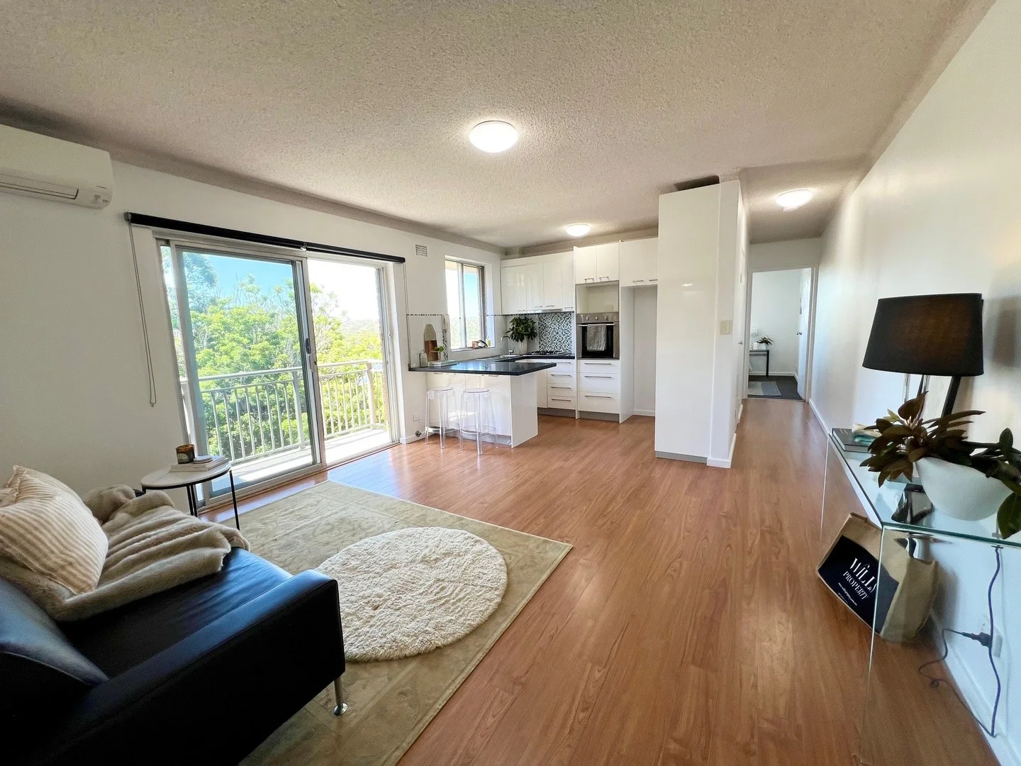 21/26 - 30 Waine Street (1/11)