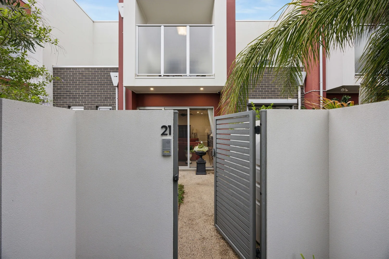 21/7 Buckle Street (1/16)