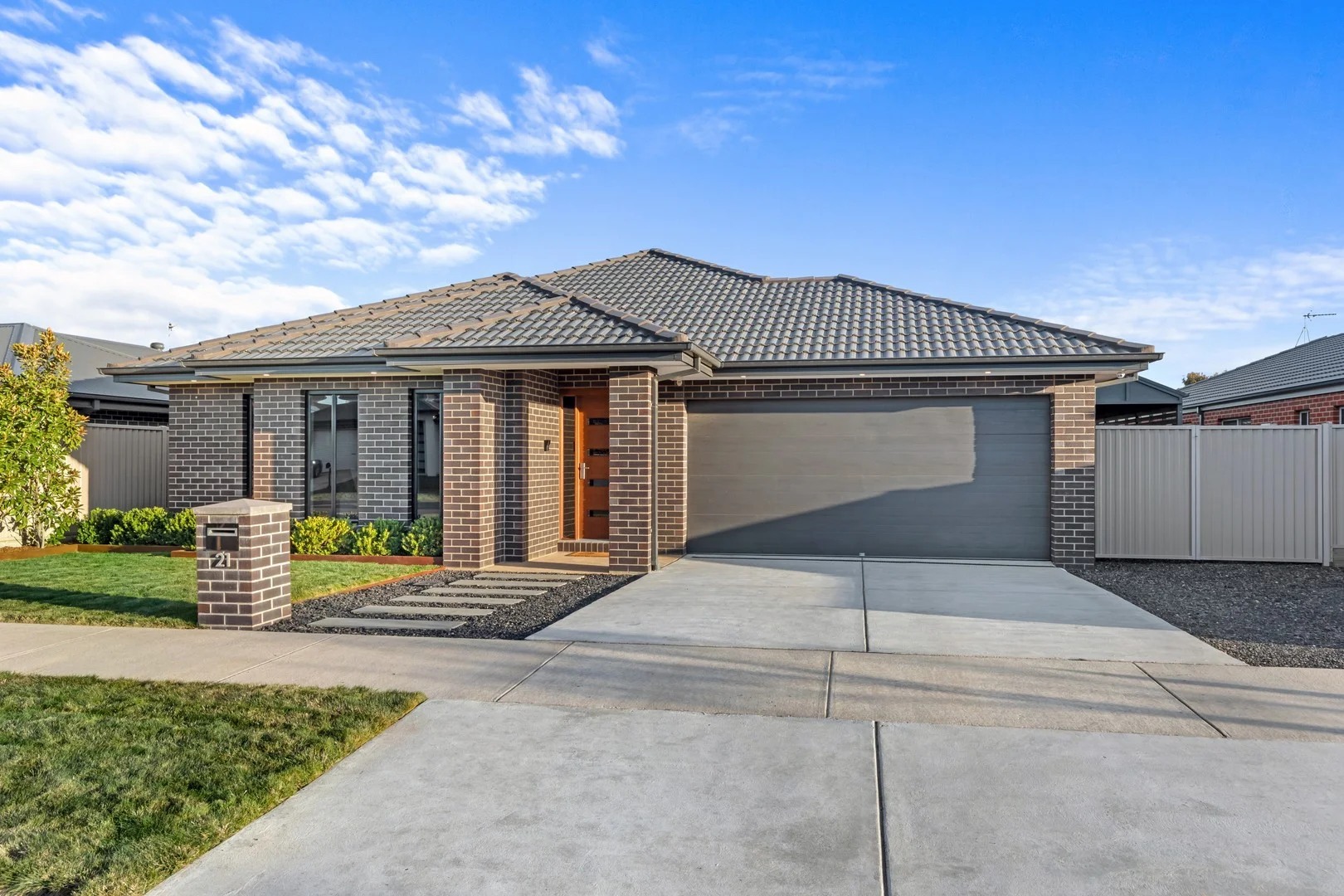 21 Edwina Road (1/15)