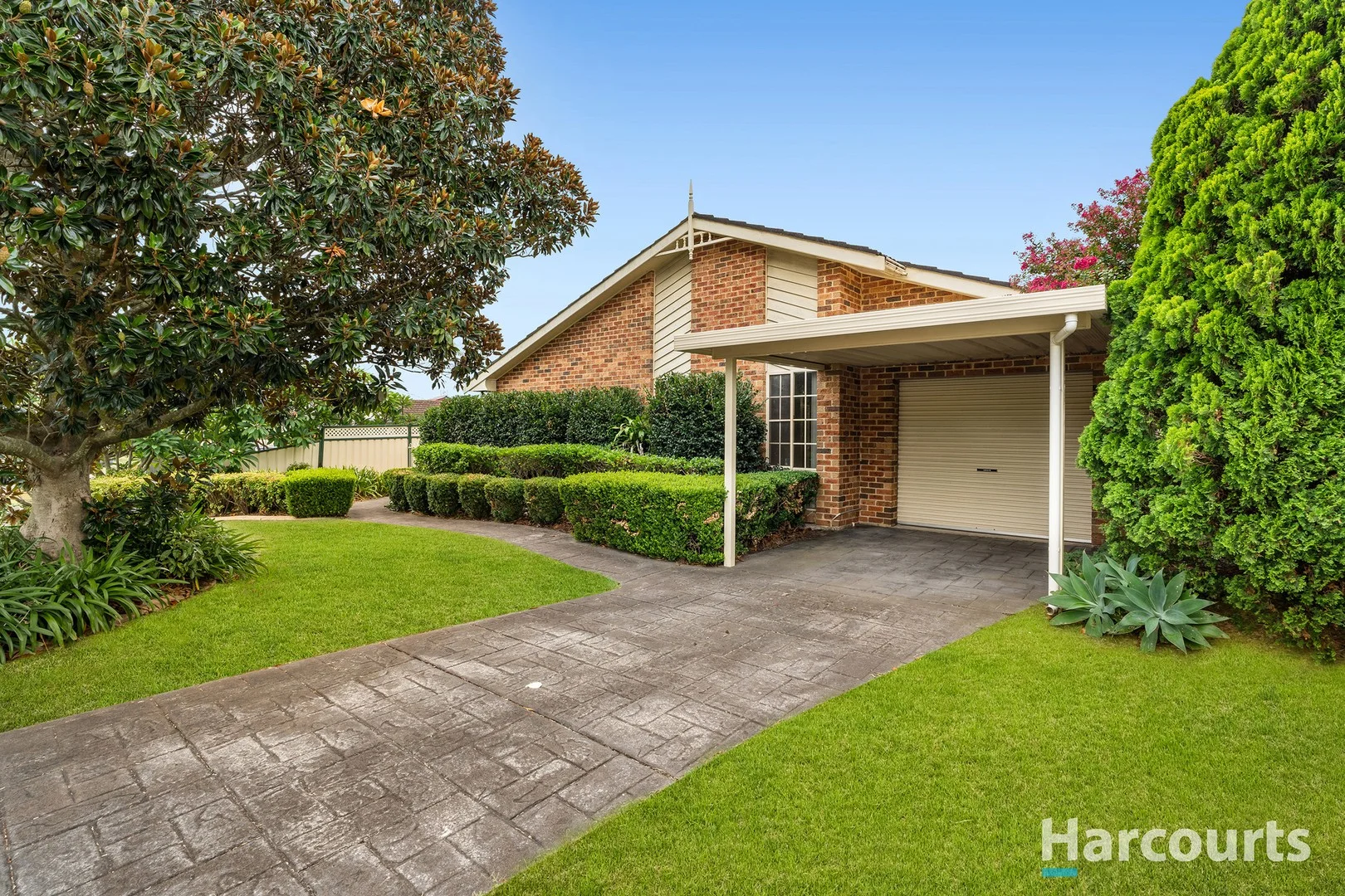 21 Eskdale Drive (1/23)