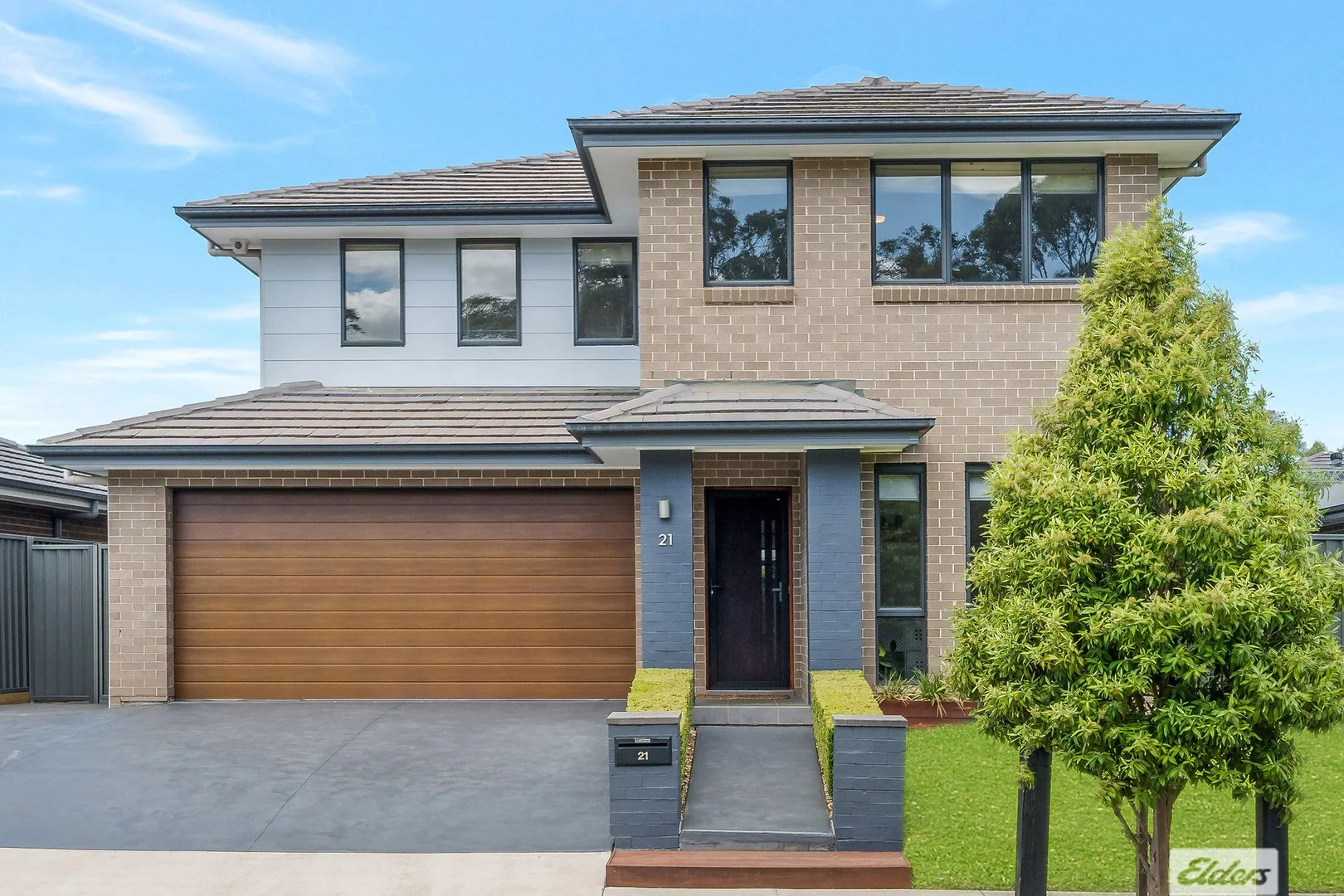 21 Grantham Crescent (1/32)