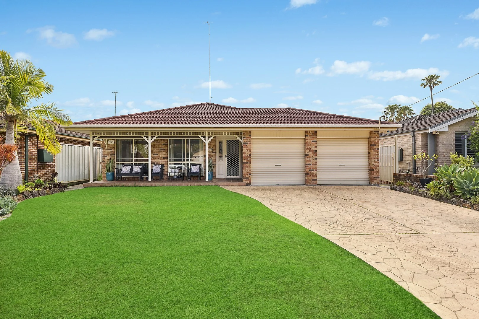 21 Janet Avenue (1/8)