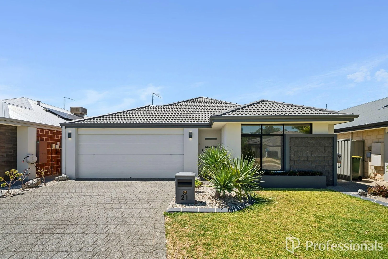 21 Malabar Street (1/23)