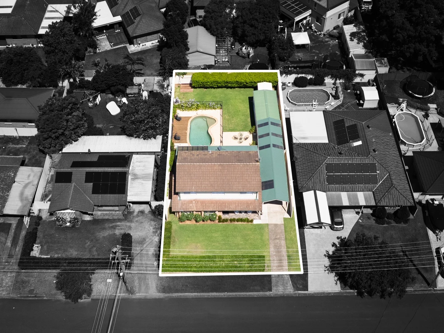 21 Piper Close (1/18)