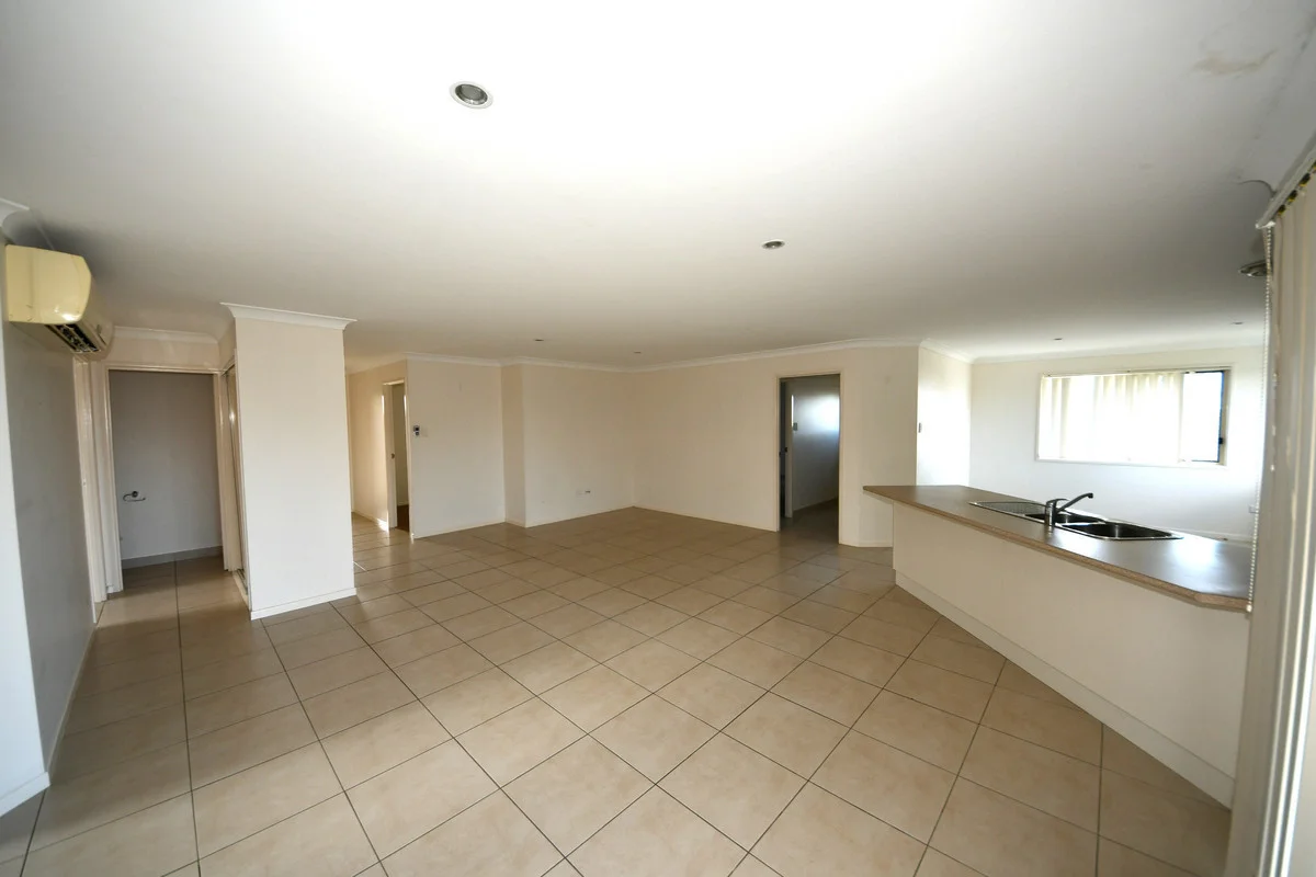 21 Tawarra Crescent - Image 4
