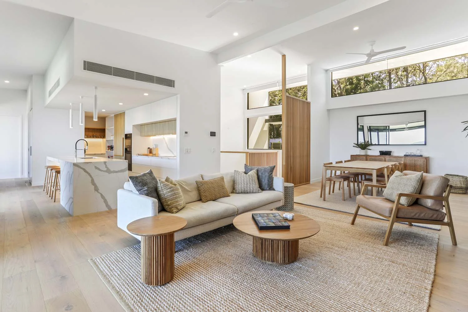 2102/13 Lakeview Rise (1/21)