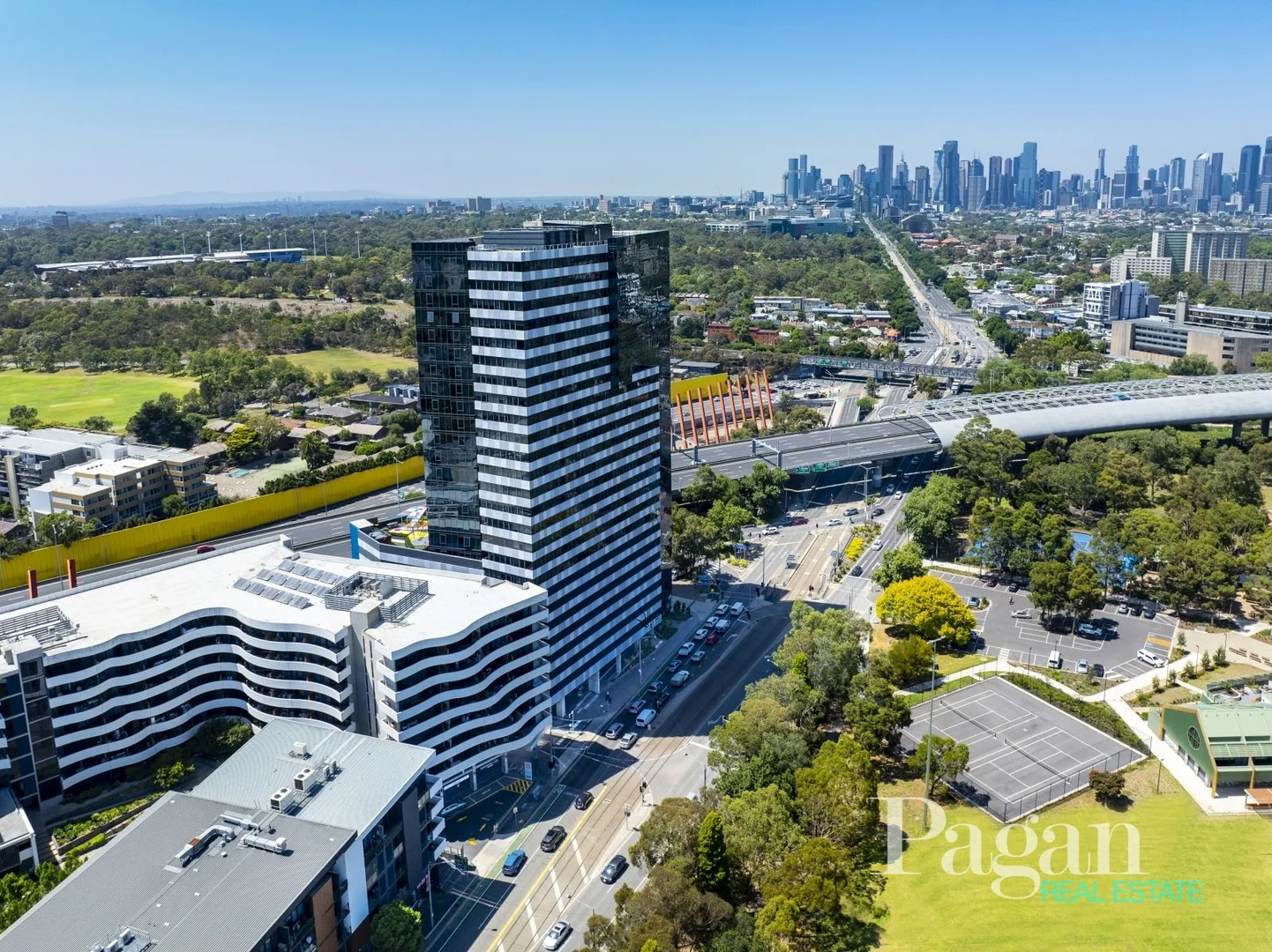 2107/18 Mt Alexander Road (1/14)