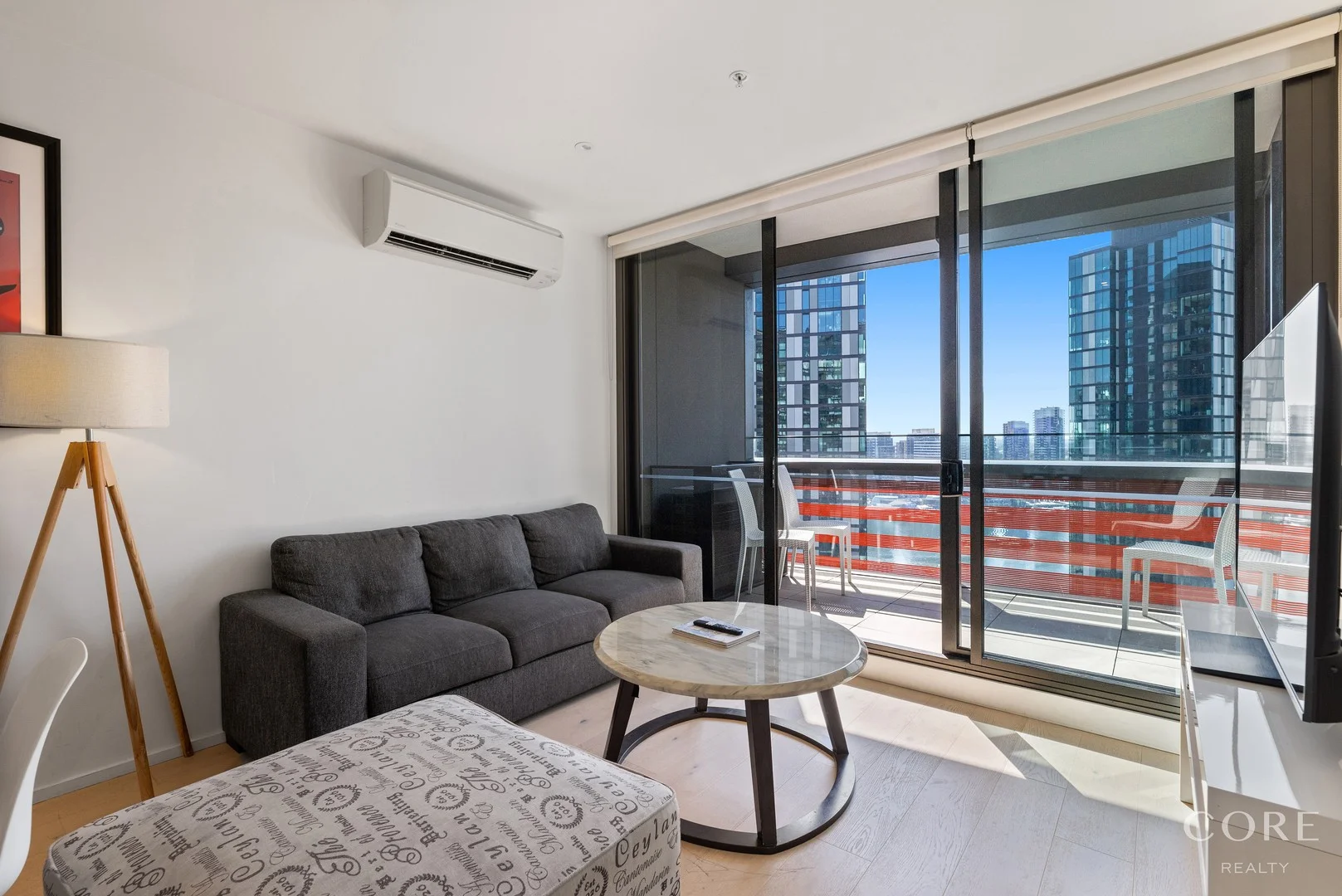 2112N/889 Collins Street (1/16)